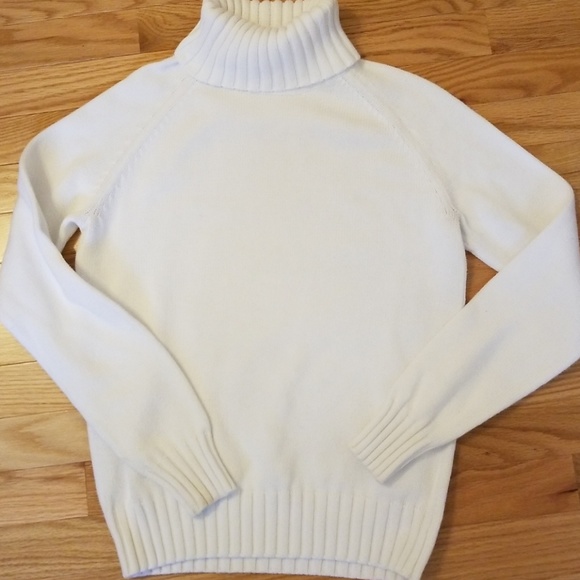 JEANNE PIERRE Sweaters - Crisp White Cotton Turtleneck